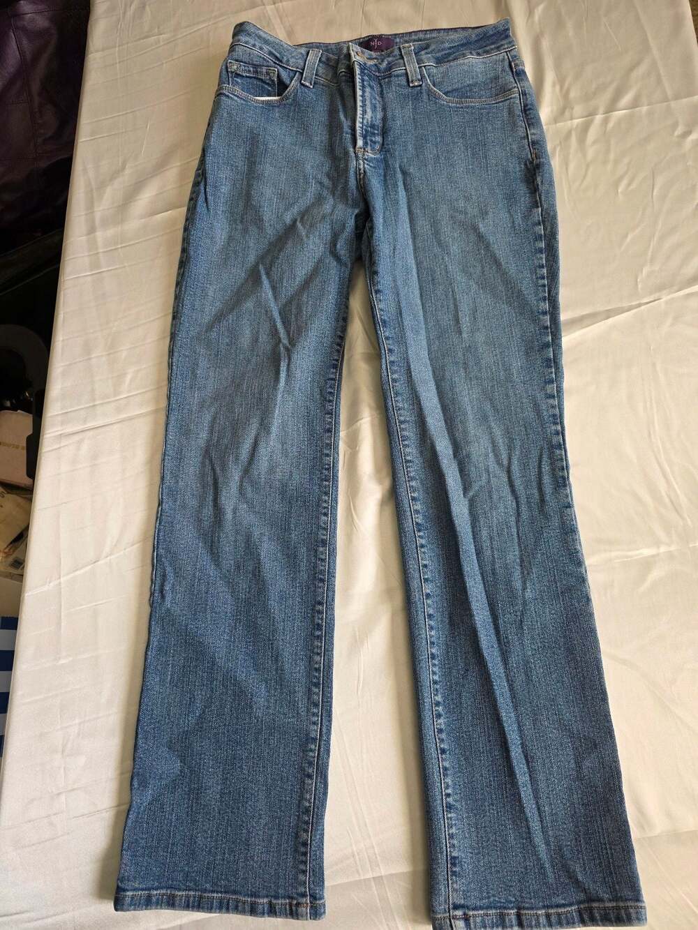 NYDJ Straight Lift Tuck Technology Blue Jeans Size 8P